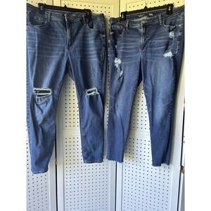 Old Navy Women's Skinny Jeans - Distressed Blue